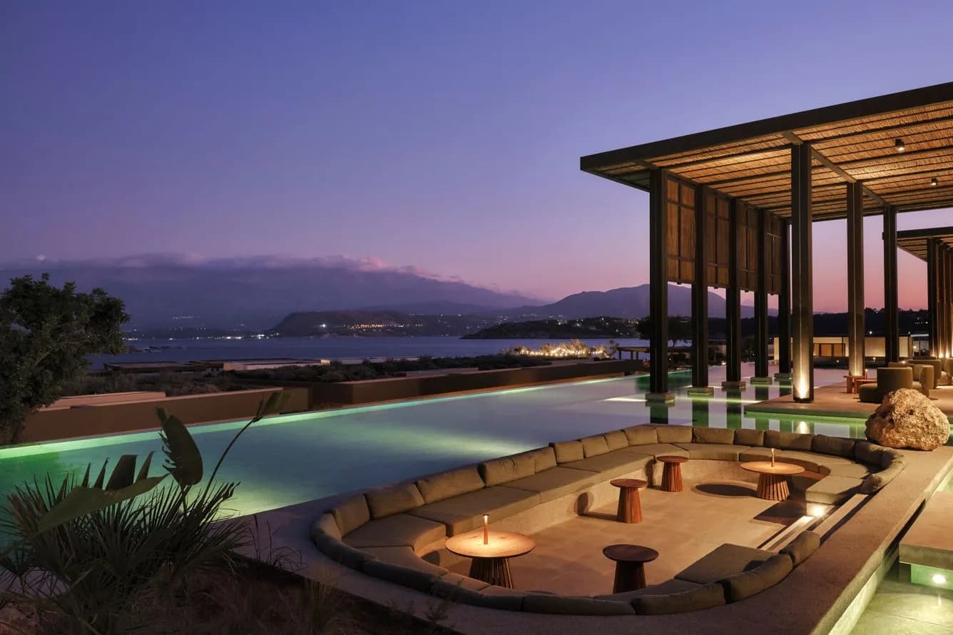 JW Marriott Crete – Bar mit kretischen Kräutercocktails