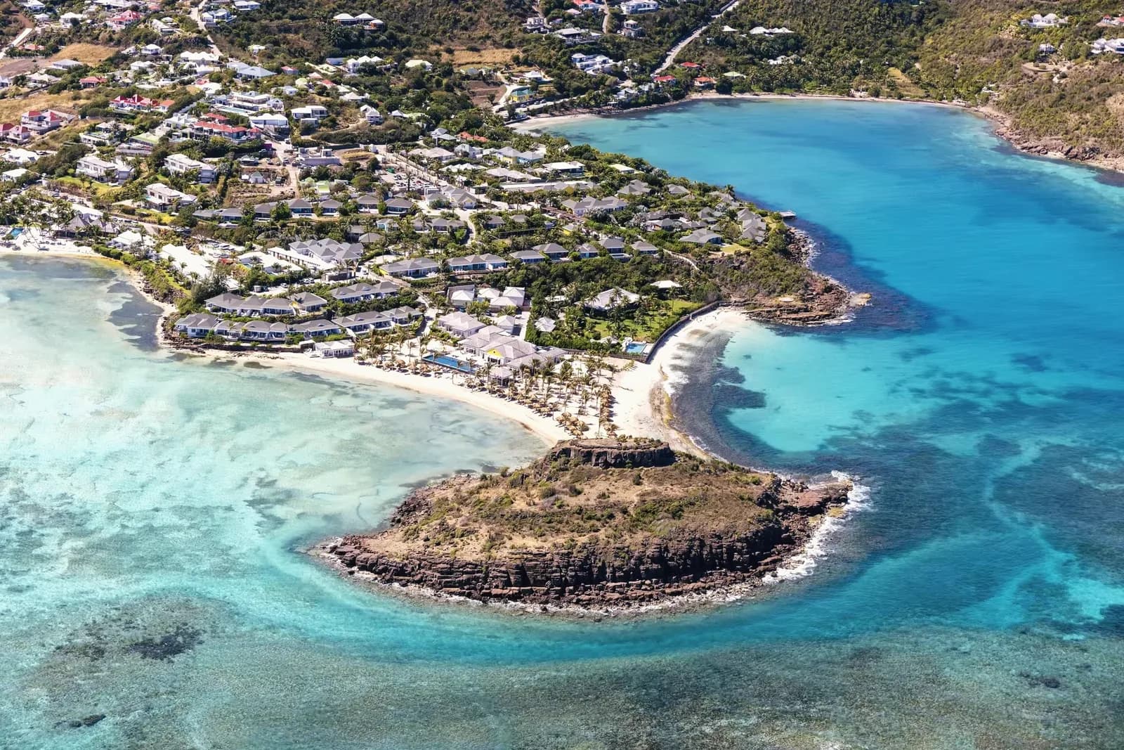 Privatjet Rosewood St. Barth Pool Strand und Meer