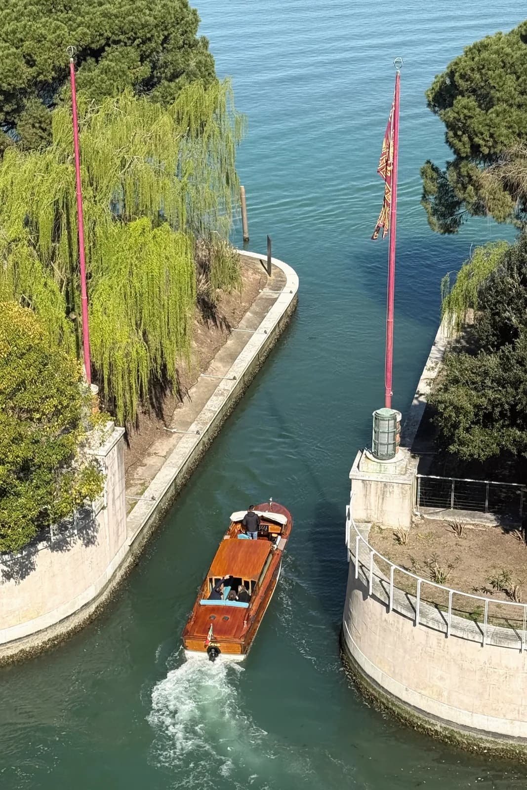 Venedig JW Marriott Hotel Wassertaxi Ausfahrt