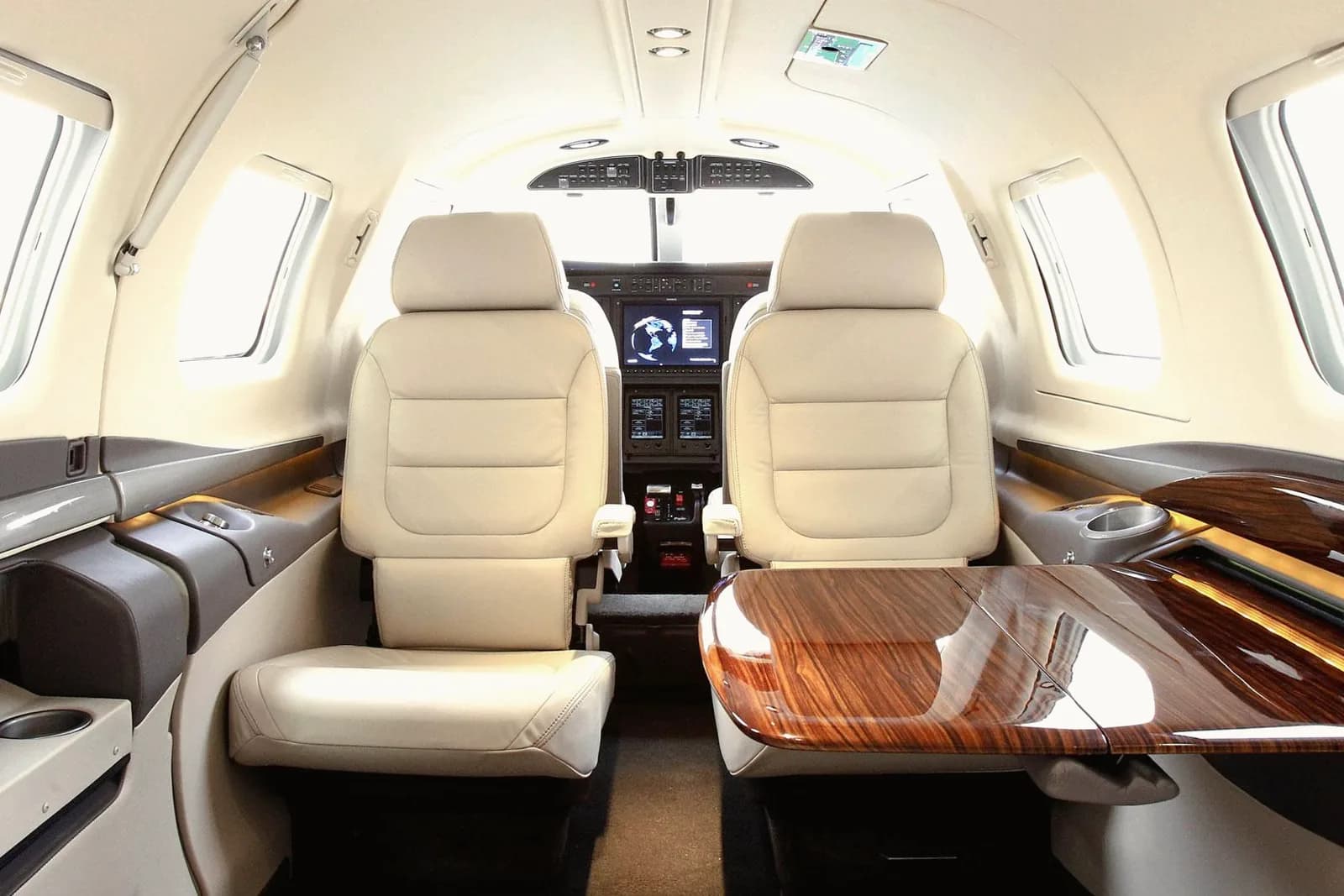 Piper M600 Kabine – Venedig