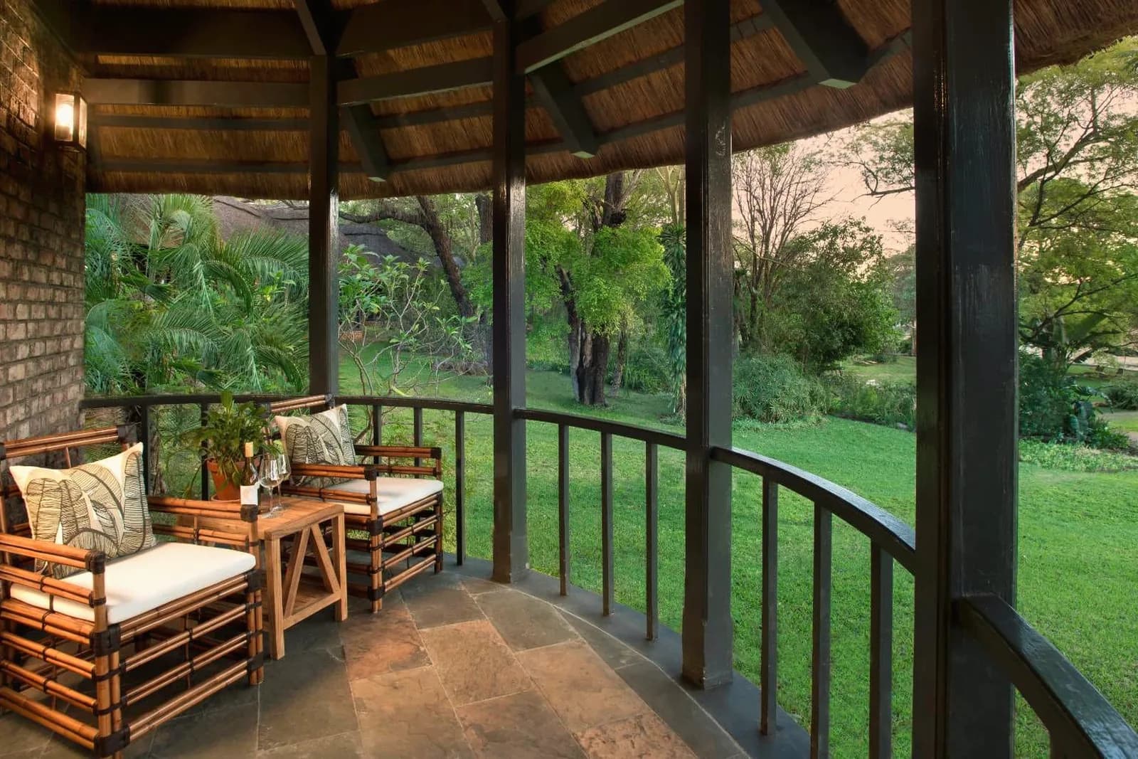 Anantara Livingstone Victoria Falls Hotel Terrasse – Südafrika